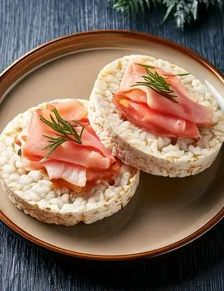 Ricetta Gallette, affettato e frutta fresca di pasquale_capuano