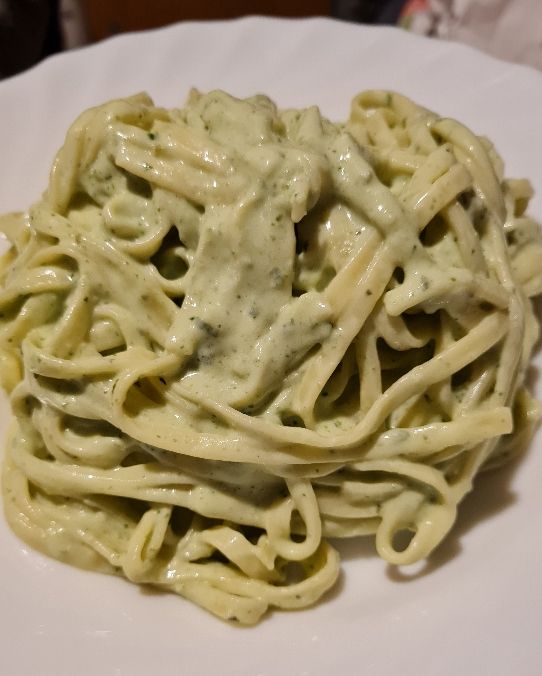 Tagliolini ricotta e basilico