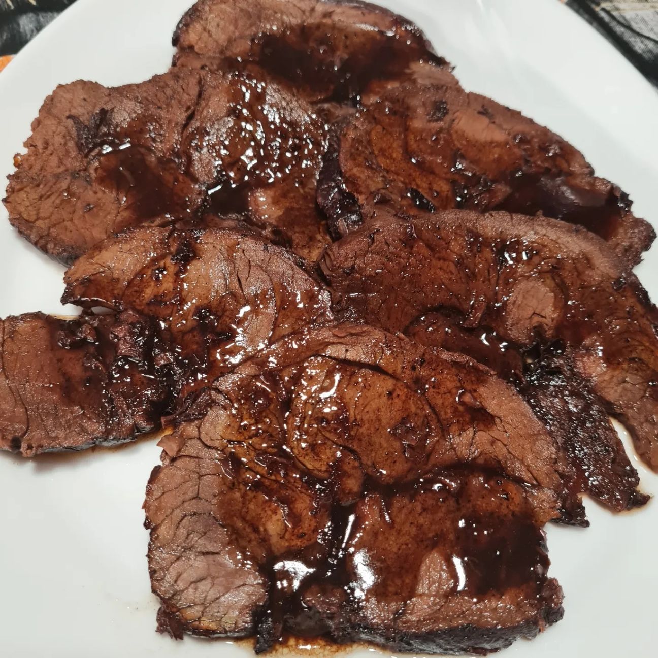 Pernice brasata con riduzione al Chianti
