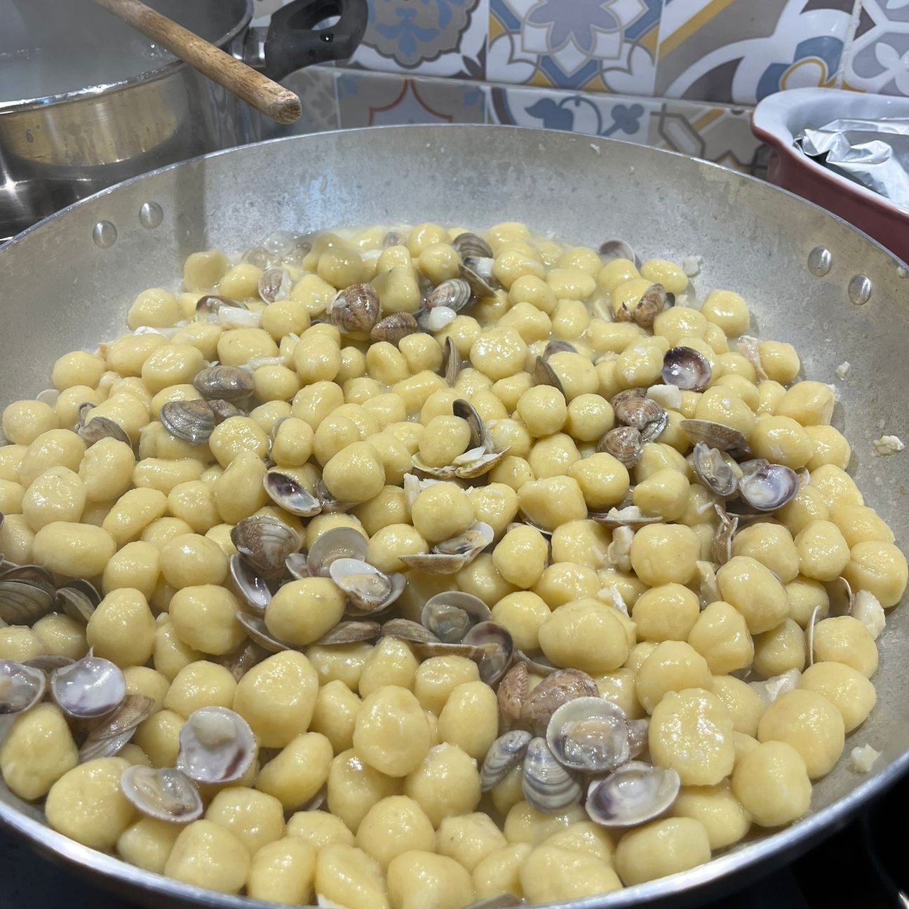 Gnocchetti di baccalà alle vongole