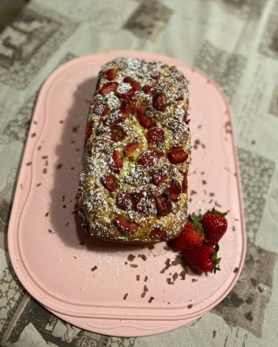Plumcake alle fragole e cioccolato