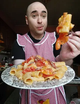 Ricetta Pasta con guanciale pachino e pecorino di limpiattatore