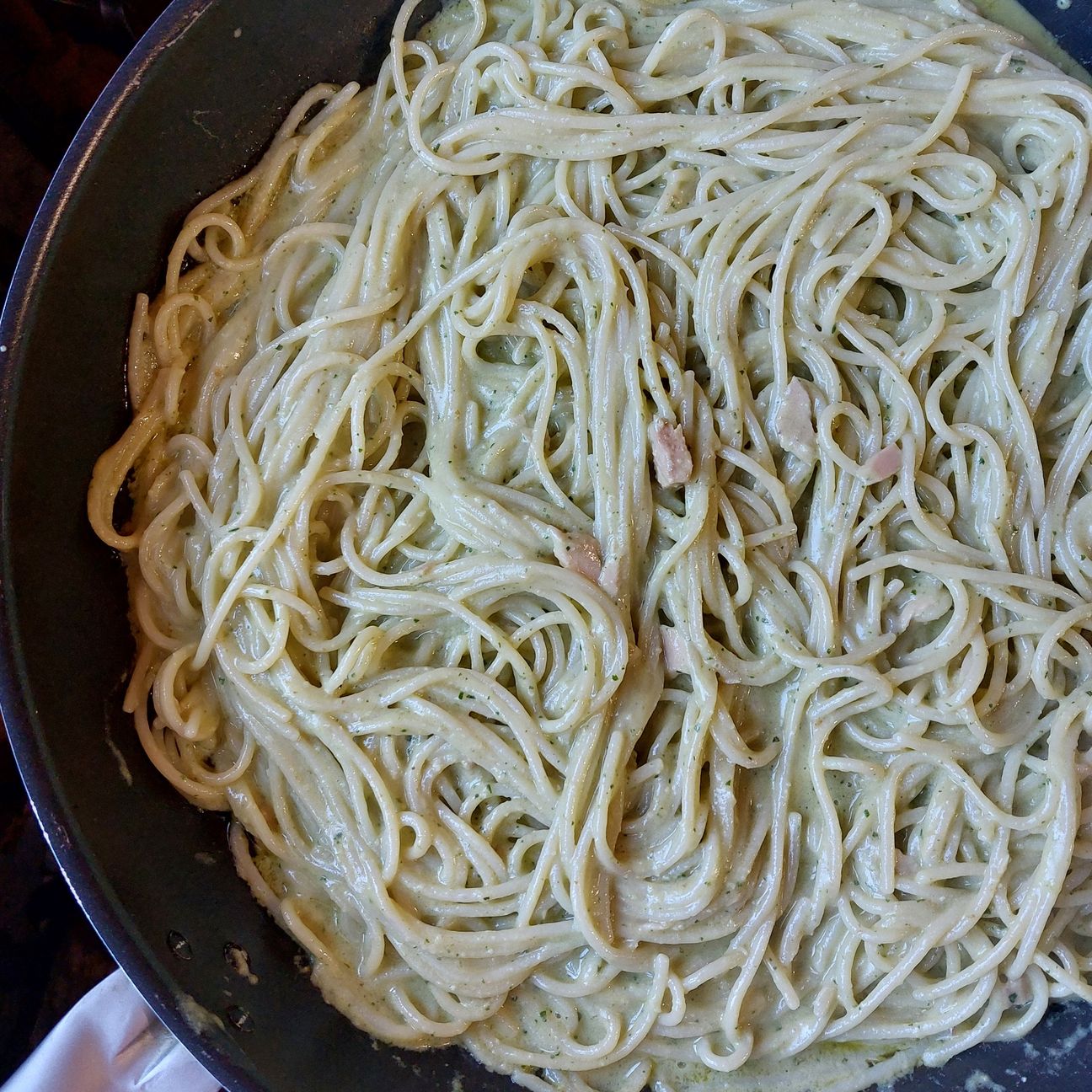 Pasta con Pesto di tonno