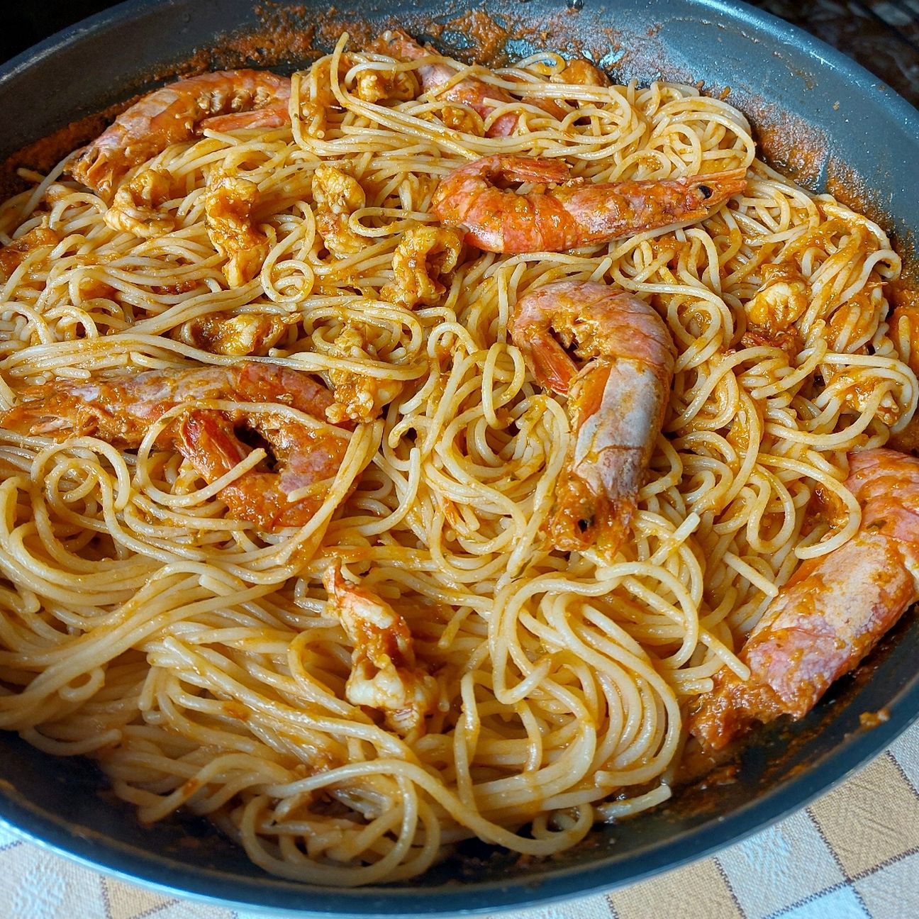 Spaghetti con sugo di Gamberi