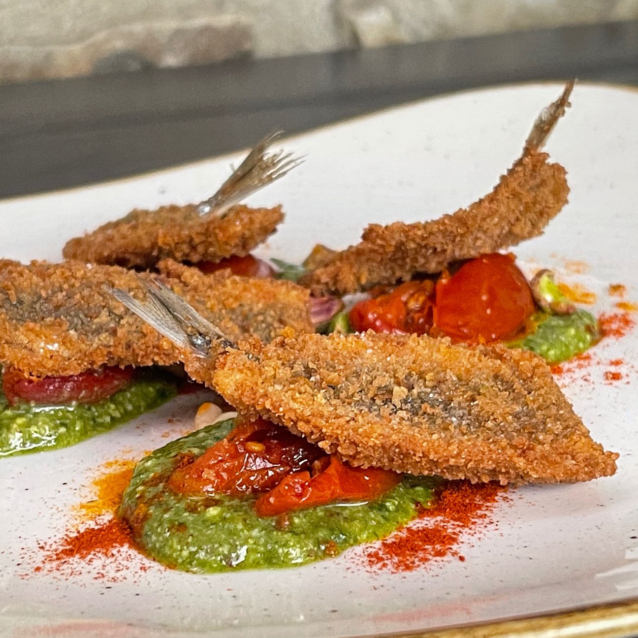 Sarde impanate pomodoro e basilico