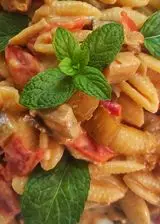 Ricetta Cavatelli Sardi con Melanzana, Pomodorini, Philadelphia e tanta Menta