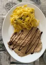 Ricetta Scaloppina al Marsala con tagliatelle burro e salvia