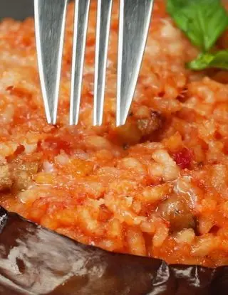 Ricetta Melanzane ripiene di riso con cuore filante di altacucina