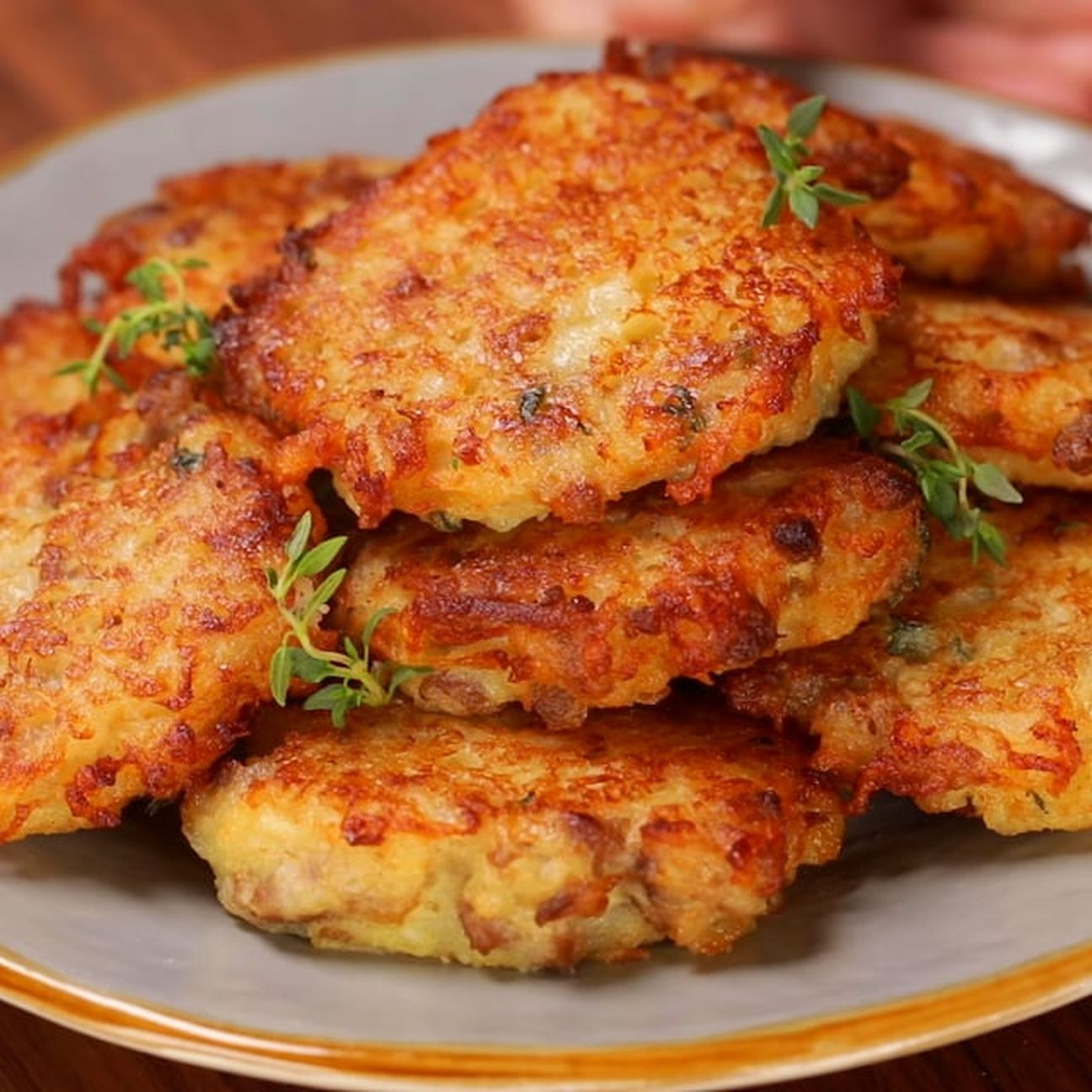 Frittelle di patate e salsiccia