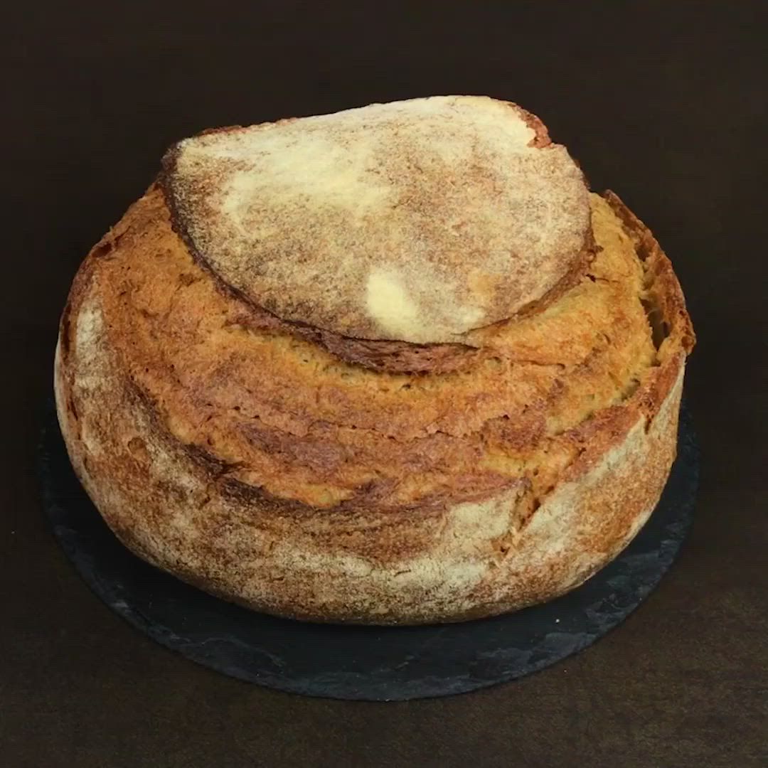Pagnotta ripiena di melanzane alla parmigiana