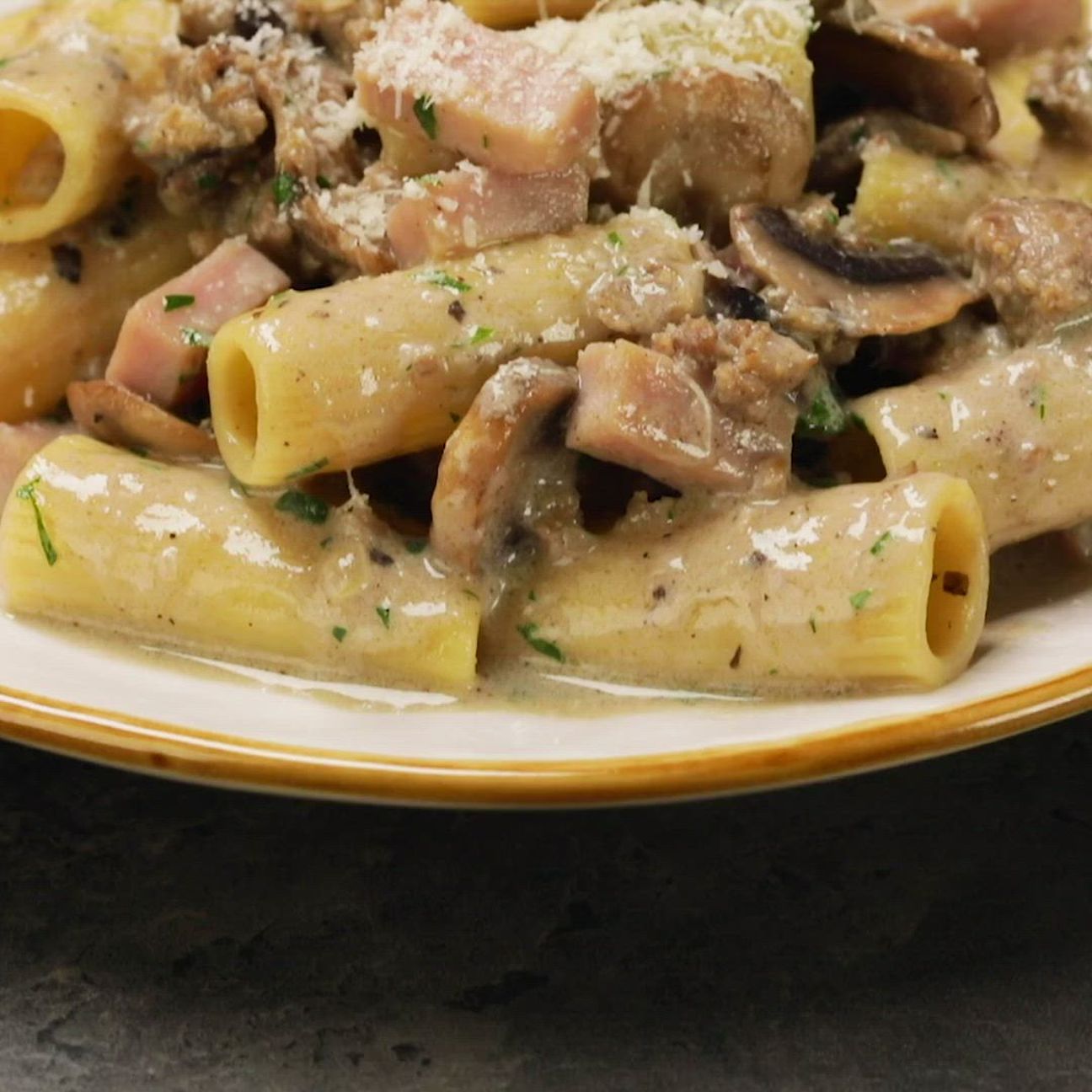 Rigatoni alla boscaiola-image