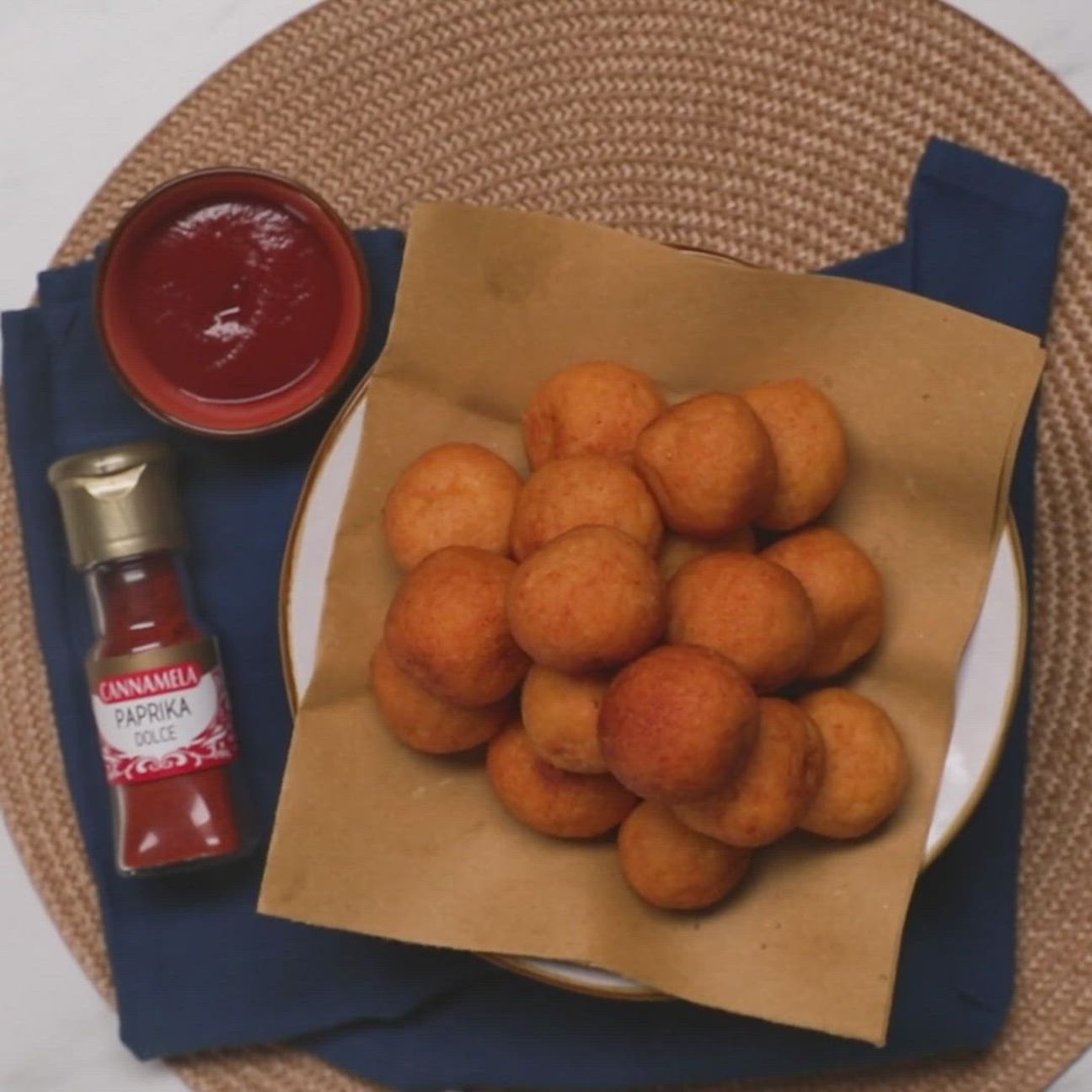 Nuvolette di patate, provola e paprika