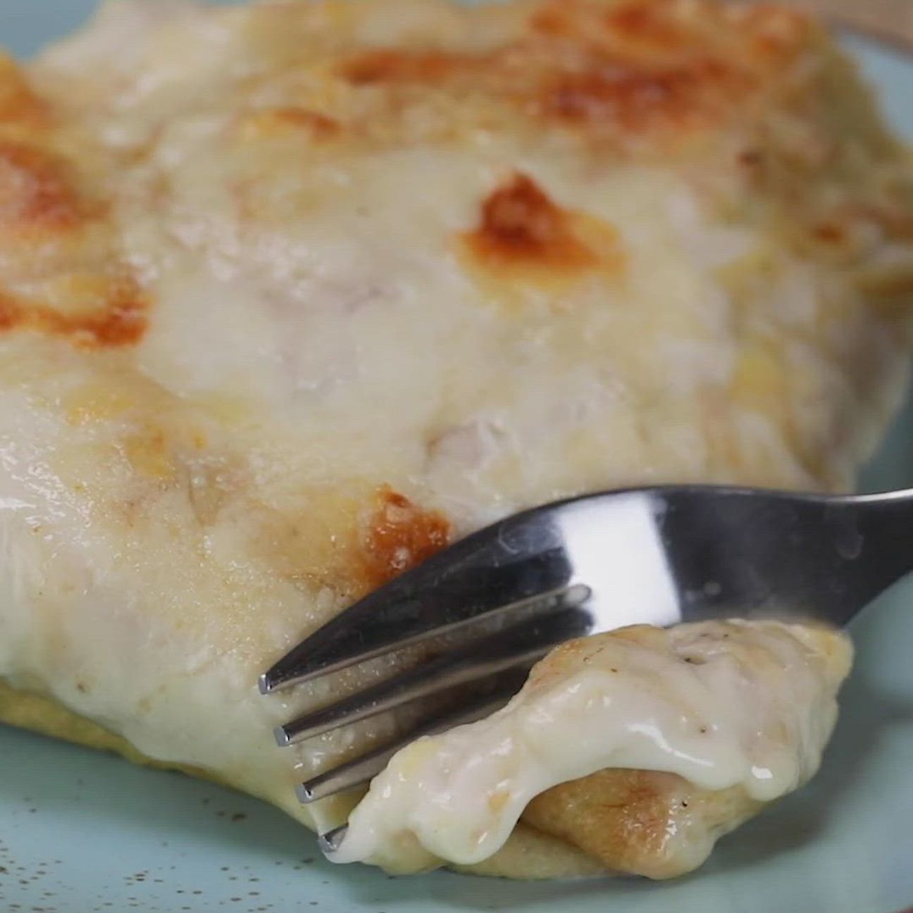 Crespelle autunnali con castagne, speck e taleggio
