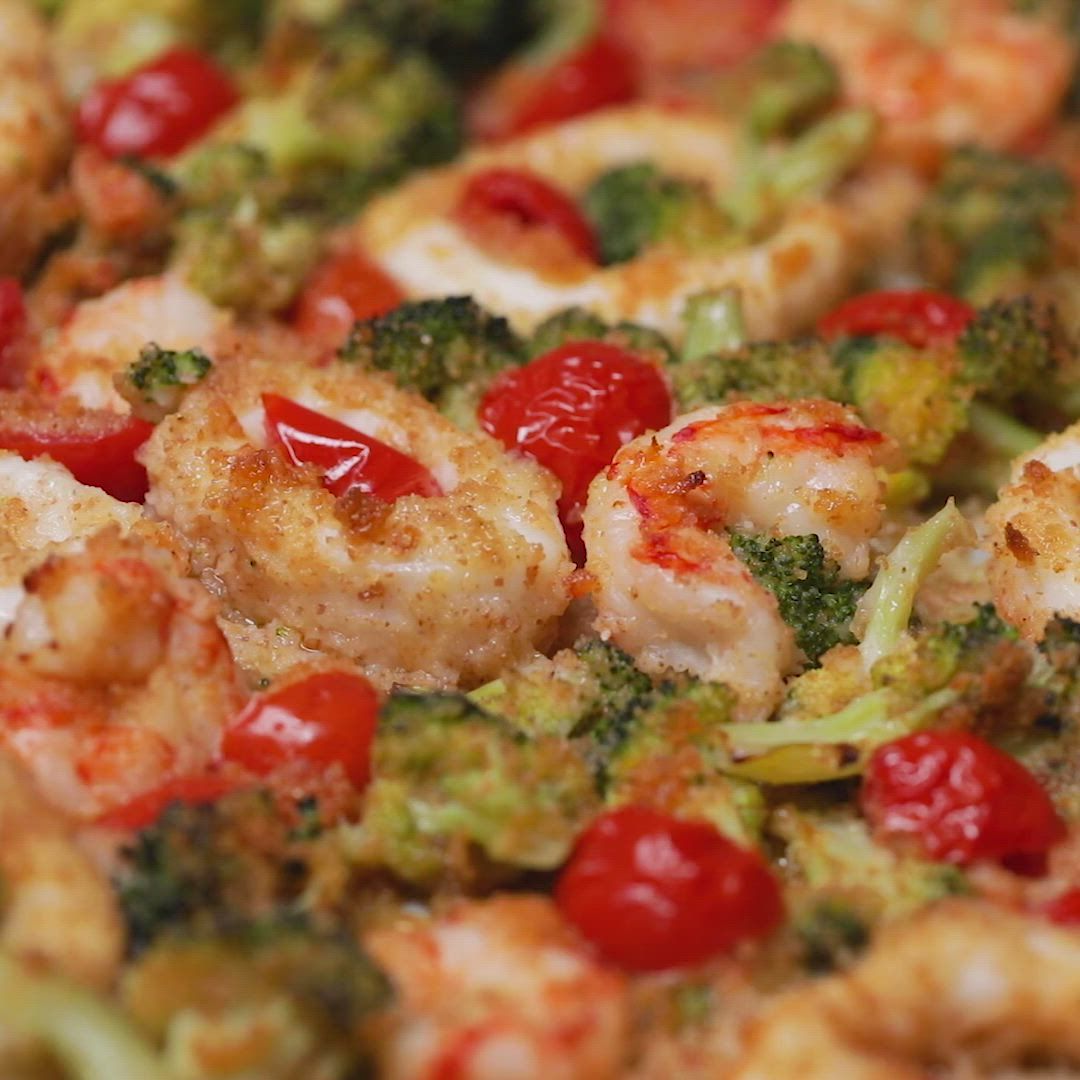 Gamberi e calamari gratinati con verdure