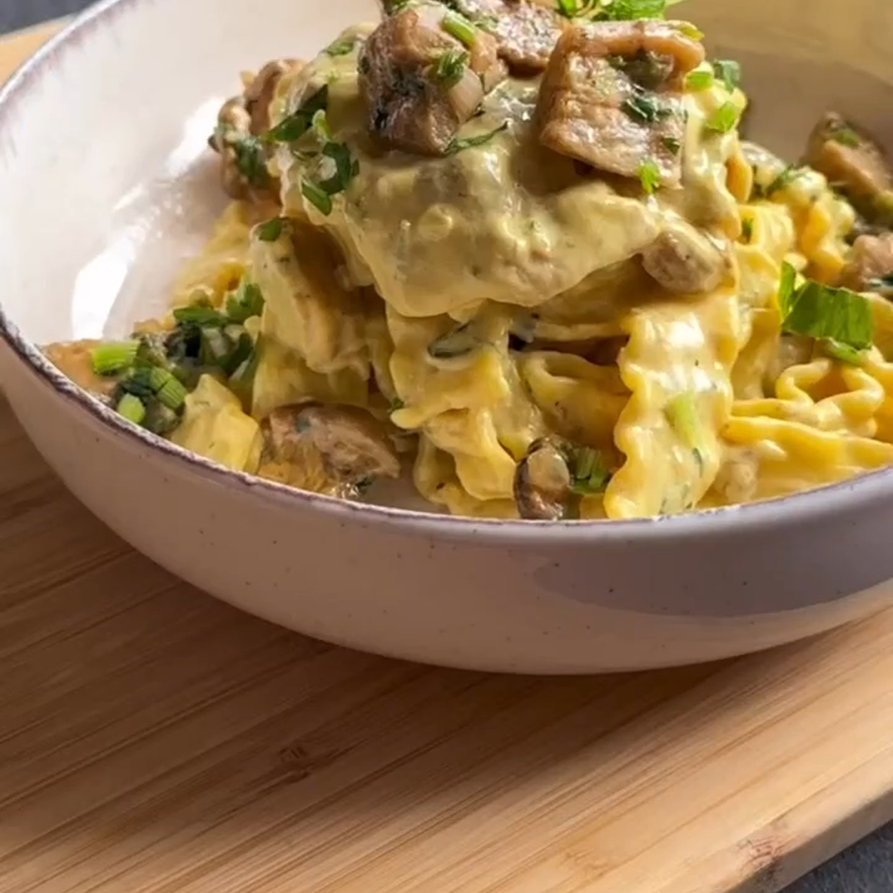 Mafalde con Porcini, Crema di Ricotta e Zafferano
