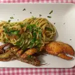 Ricetta Spaghetti all’astice con datterini rossi
