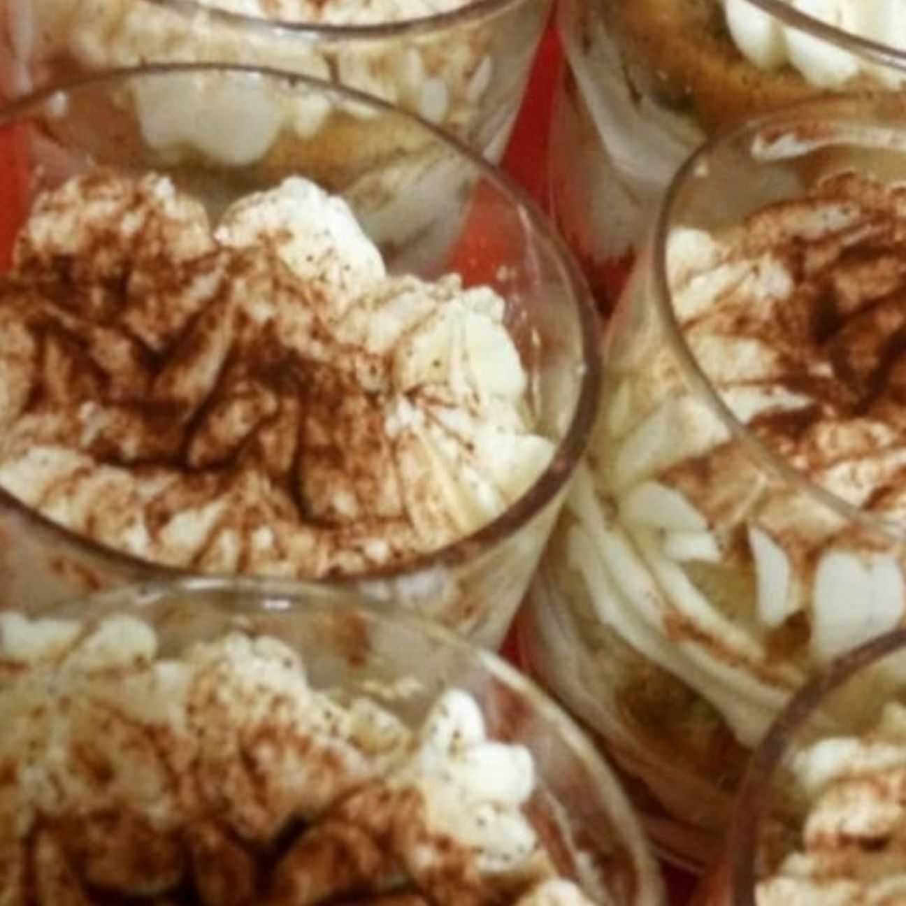 Monoporzioni di tiramisù al pandoro