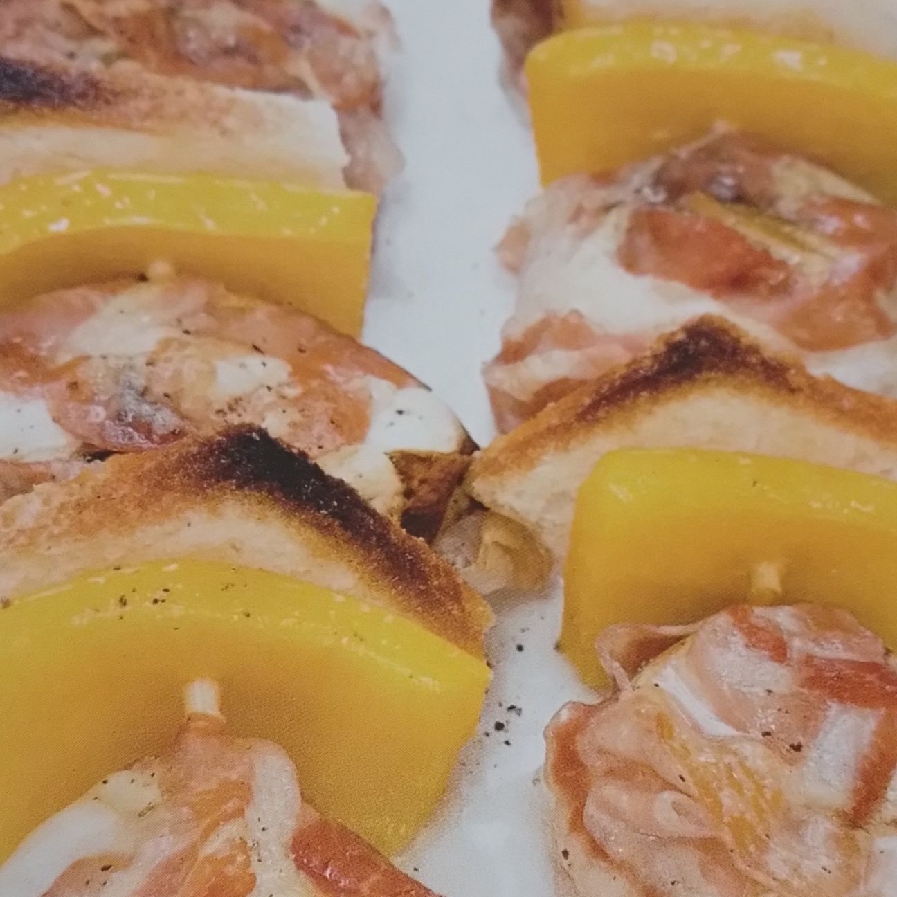 Spiedini di bufala affumicata e pancetta
