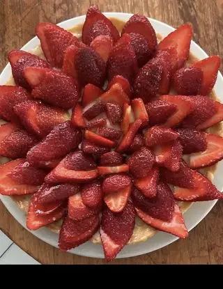 Ricetta Crostata di fragoloni e crema di valentina853