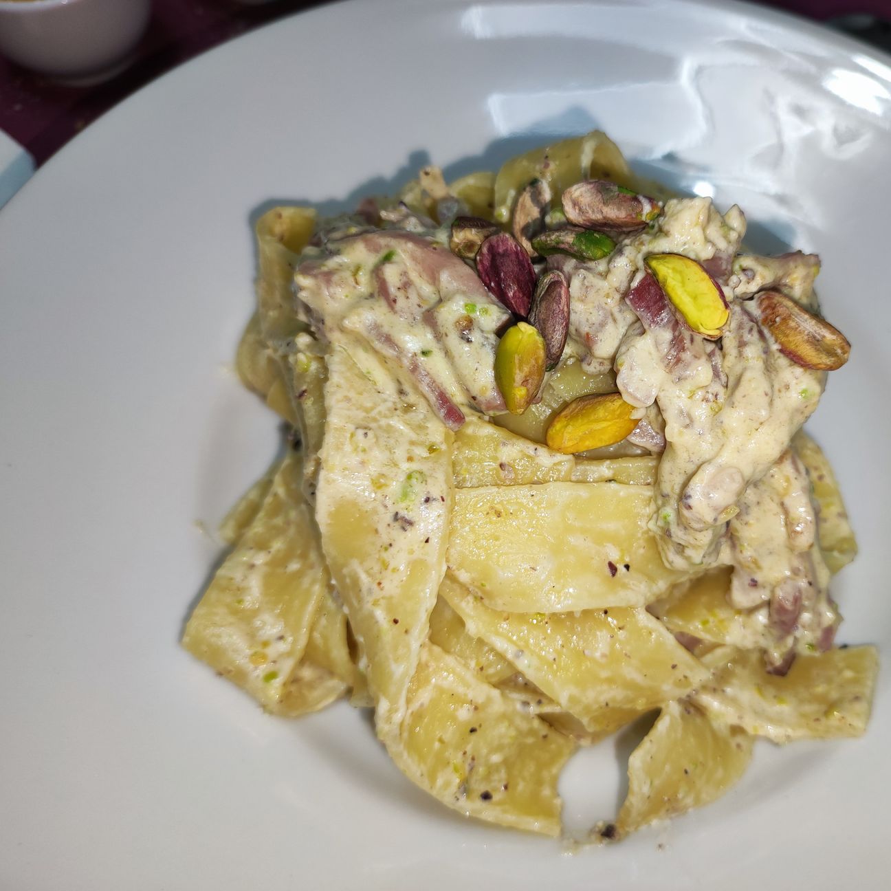 Pappardelle pistacchio e speck