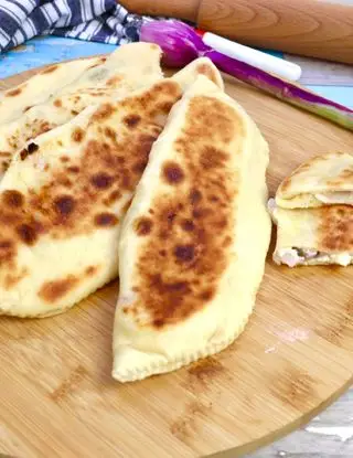 Ricetta Mezzelune con cipolle fresche e formaggio di _animaincucina_