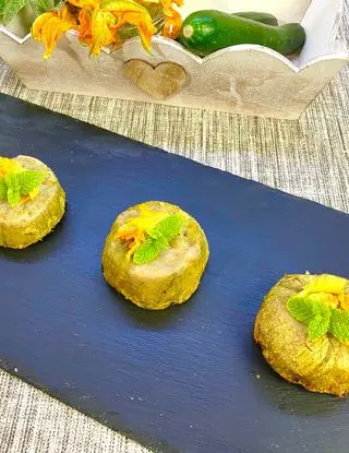 Ricetta Tortino di fiori di zucca dal cuore filante di _animaincucina_