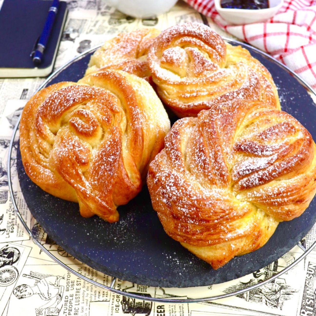 Rose di pan brioche sfogliate