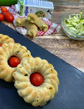 Ricetta Ciambelle salate con zucchine e pomodori di _animaincucina_