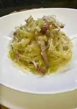 Ricetta Bavette speck porri e pecorino