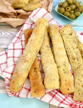 Ricetta Sfilatini alle olive di _animaincucina_