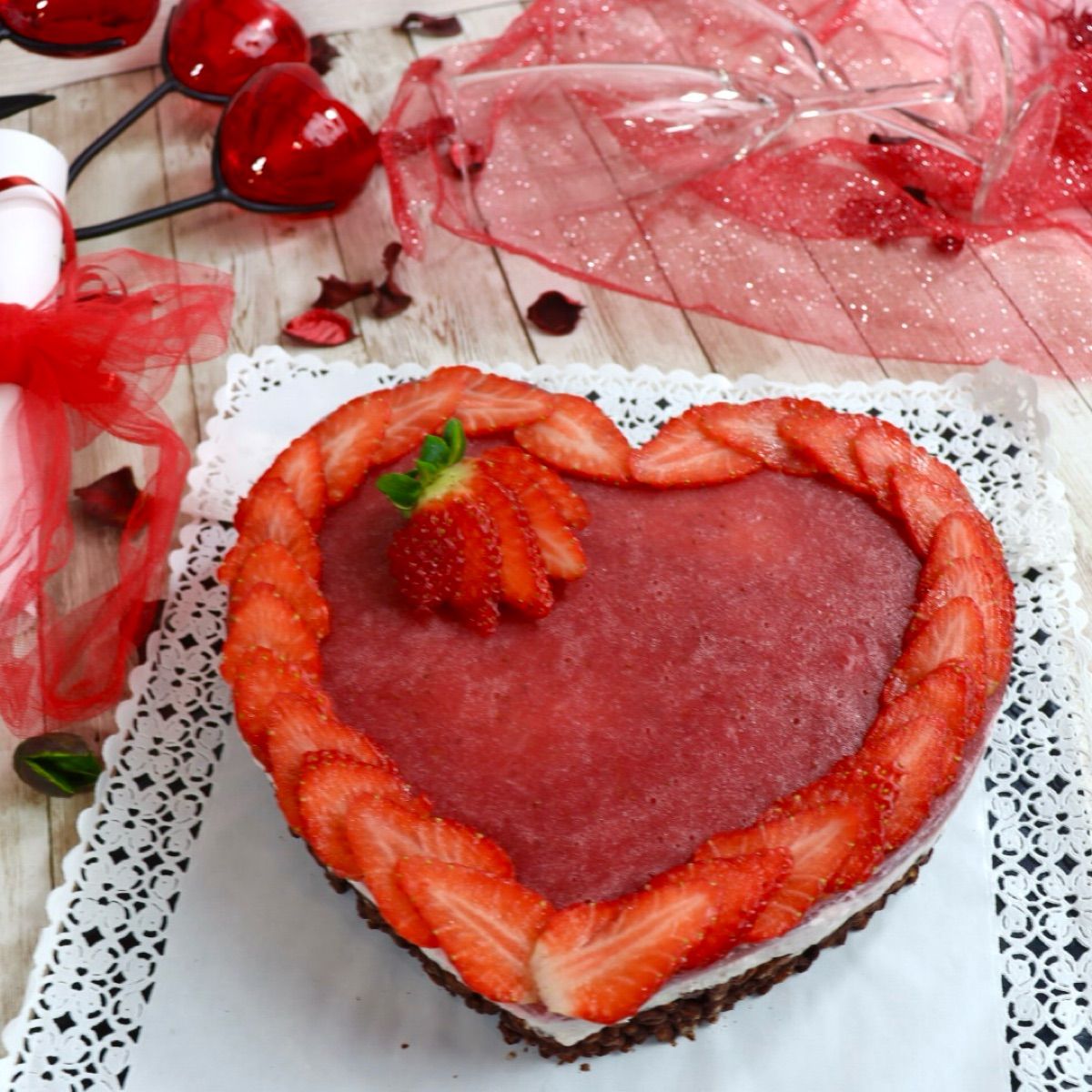 Ceessecake al riso soffiato e fragole