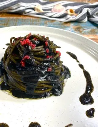 Ricetta Spaghetti con alici e nero di seppia di _animaincucina_