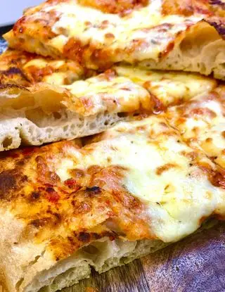 Ricetta Pizza alla pala fatto a mano senza impastatrice di _animaincucina_