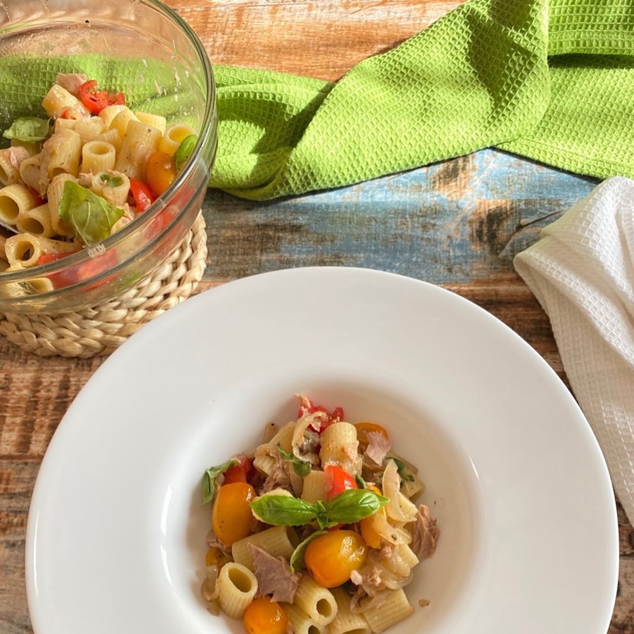 Pasta estiva cipolla e tonno