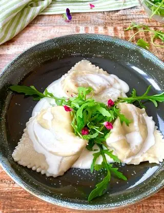 Ricetta Ravioli giganti taleggio e rucola di _animaincucina_