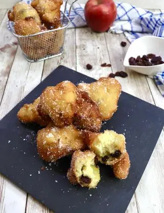 Ricetta Frittelle paradiso con mele e mirtilli di _animaincucina_