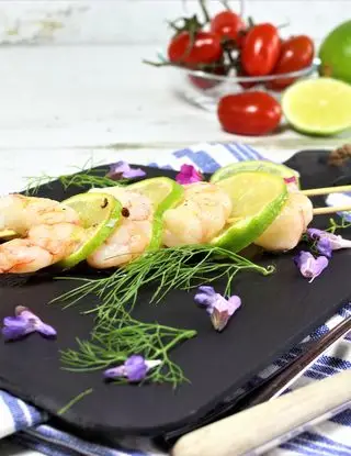 Ricetta Spiedini gamberi e lime di lucianaincucina