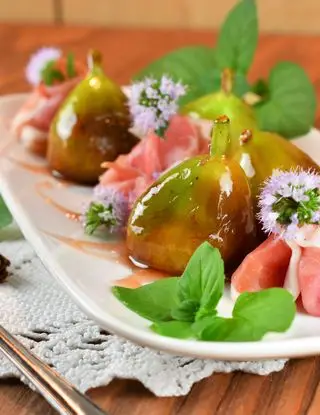 Ricetta Fichi caramellati con roselline di prosciutto di lucianaincucina