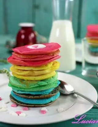 Ricetta Rainbow pancakes  di lucianaincucina