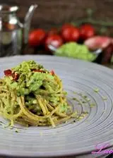 Ricetta Spaghetti con pesto di verdure 