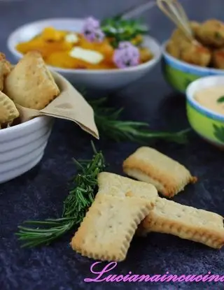 Ricetta Crackers a lievitazione naturale di lucianaincucina