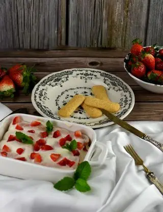 Ricetta Tiramisù fragole e pavesini di lucianaincucina