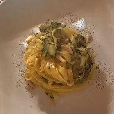 Ricetta Tagliolini con zucchine, porri e pinoli