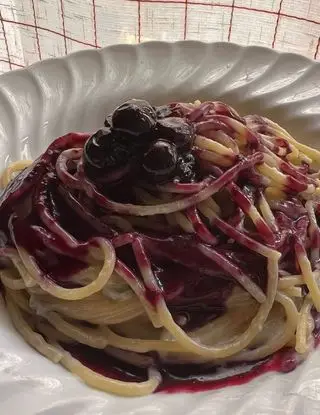 Ricetta Spaghettoni zola e mirtilli di aras.cazzaniga