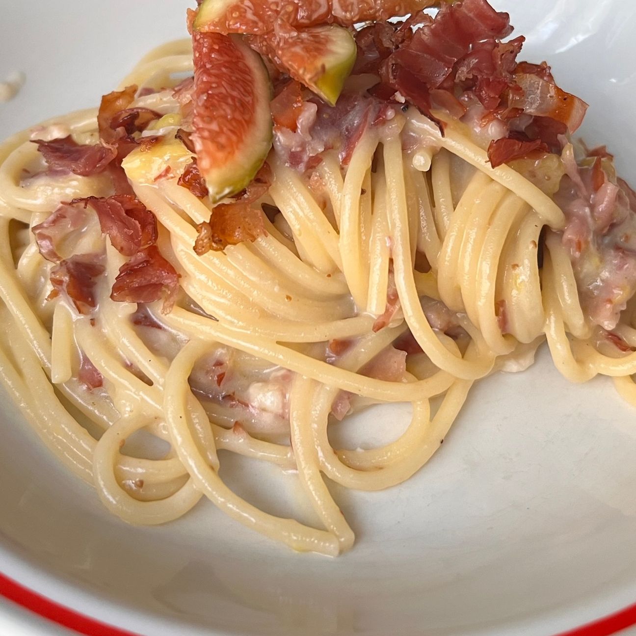 Pasta fichi, speck e zola