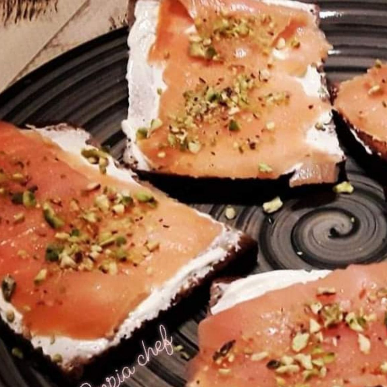Tartelle ai cereali con salmone