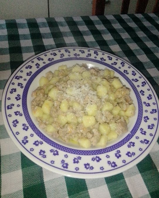 Chicche con salsiccia