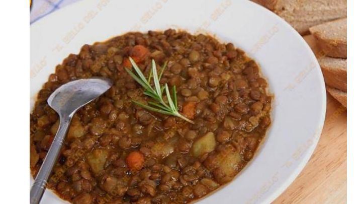 Zuppa di patate e lenticchie