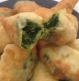 Ricetta Panzerottini farciti con cime di rapa, scamorza affumicata e acciughe di katiacusano3