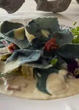 Ricetta Farfalle bicolore fatte in casa con gorgonzola prosciutto e panna